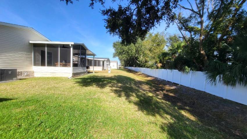 344 Siberian Cypress Circle a Winter Haven, FL Mobile or Manufactured Home for Sale